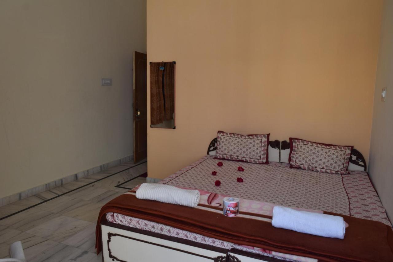 פושקאר Hotel Kamal Villas מראה חיצוני תמונה